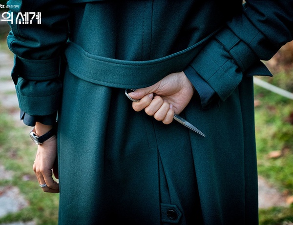 《夫婦的世界》結局前因大尺度被開罰！善雨被暴打滿臉血、和前夫露骨床戲，口味真的重