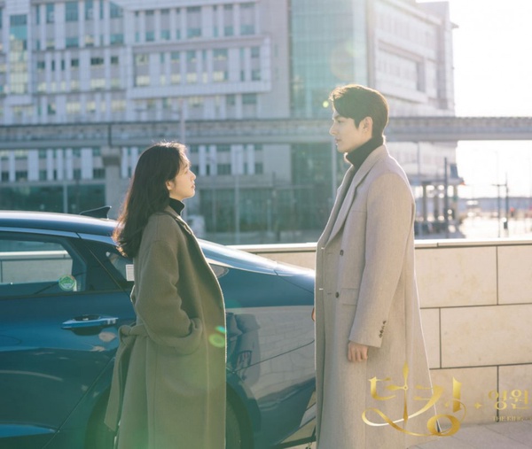 《永遠的君主》李敏鎬演活貴氣皇帝！霸氣對決李霖&amp;君主慣性小動作，最後的2滴淚太絕