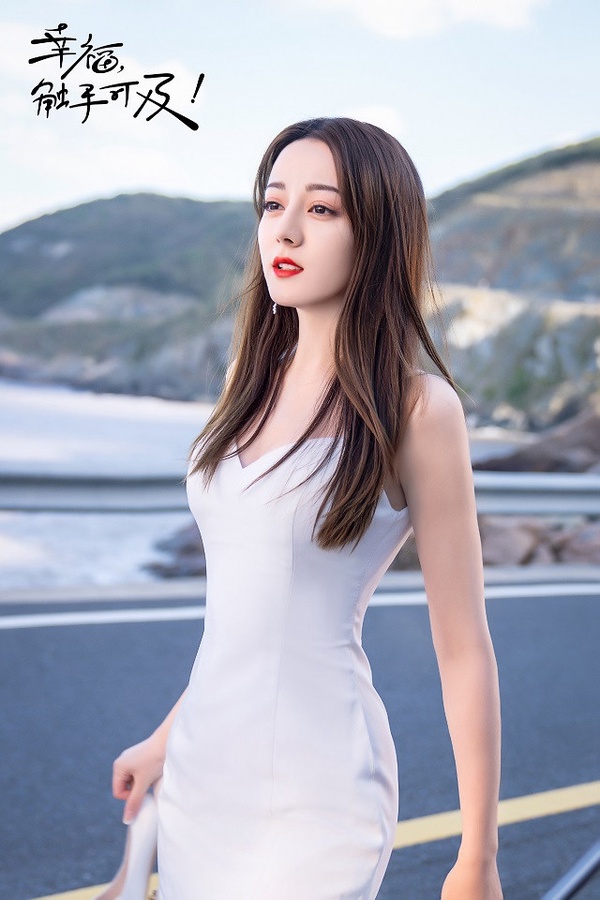 迪麗熱巴《幸福，觸手可及》婚紗超美！10個陸劇裡最美婚紗造型，楊紫好甜，劉詩詩好仙