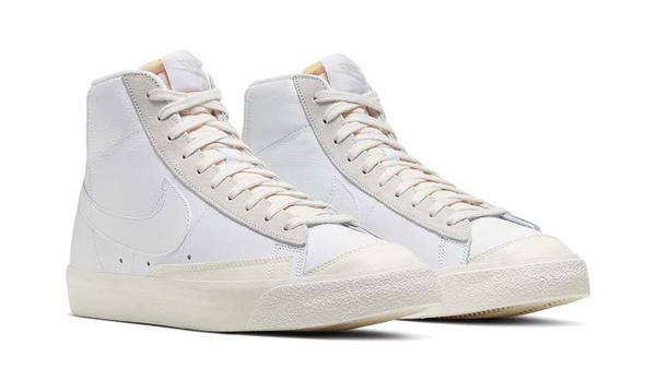 絕美大理石灰調色！Nike推出全新「Platinum Tint」系列鞋款，Nike Air Force 1也太美!