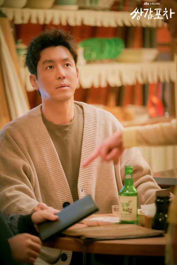 NETFLIX《雙甲路邊攤》劇照