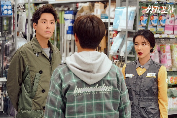 《雙甲路邊攤》劇情撞IU《德魯納》？黃正音&陸星材新劇Netflix開播，朴敘俊也來踢館？