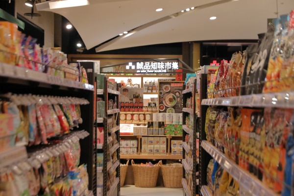 新24小時書店誠品信義店登場！舊金山咖啡首店、唱片行、生鮮超市、調酒亮點一次看！