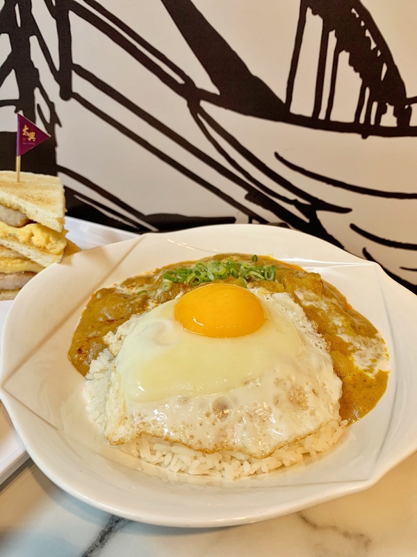 正宗奶茶始祖推珍奶！太興茶餐廳新品冰鎮珍奶、珍珠豆花，加碼爆餡的鹹蛋黃流沙西多士