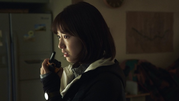 屍速列車＋極限逃生！劉亞仁、朴信惠喪屍電影《#ALIVE》Netflix即將上線！