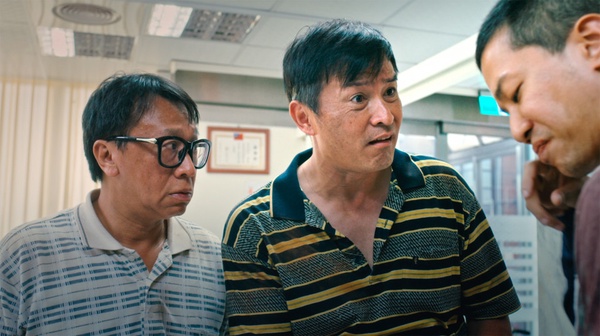 《做工的人》講出小人物心酸！沒錢生不起病、辛苦錢被騙光，網友：笑到最後卻哭了