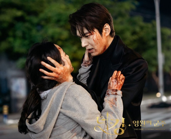 Netflix《The King：永遠的君主》李敏鎬帥氣的關鍵是「血汗淚」
