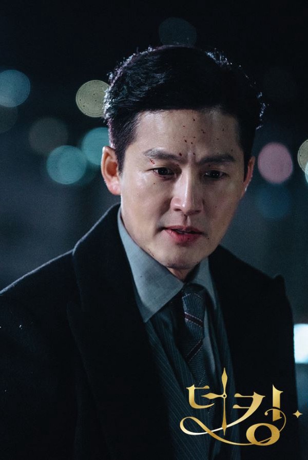 《永遠的君主》李霖越看越帥！李廷鎮曾幫周子瑜拍寫真，《順風婦產科》演過宋慧喬男友