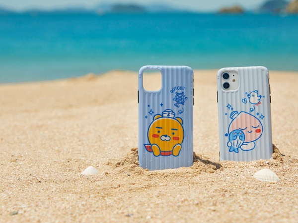 Kakao Friends「夏日海軍系列」新上市!超萌萊恩沙灘球、游泳圈陪你一起去海邊度假~