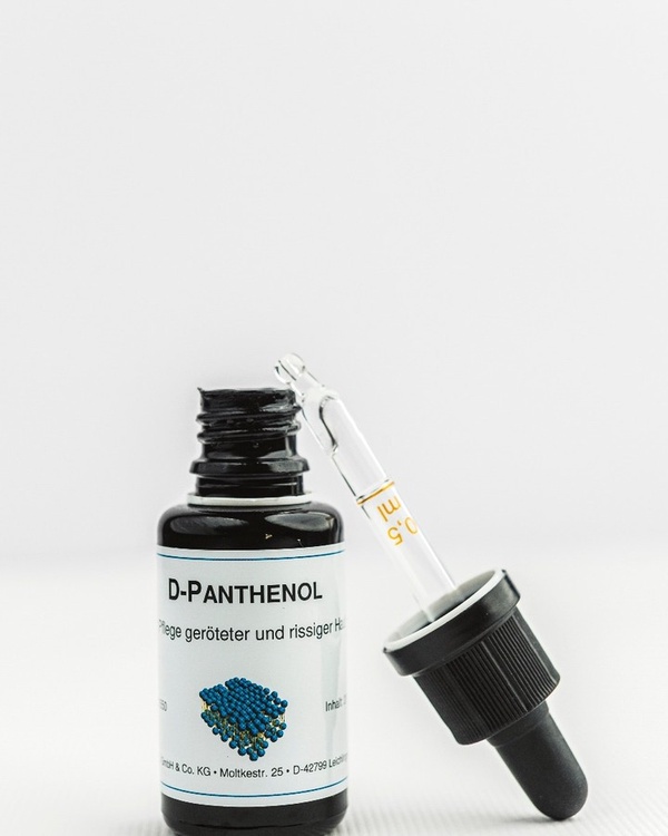 PTT、Dcard敏感痘肌人狂推「修復型精華液」！舒緩肌膚不適、調理肌膚油水平衡效果超強