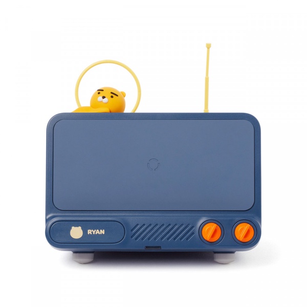 萊恩牌復古電視機登場！Kakao Friends推出「萊恩電視機無線充電」，邊追劇還能邊充電