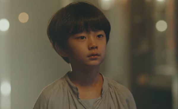 《The King:永遠的君主》解開伏筆2:李袞聽見息笛哭聲
