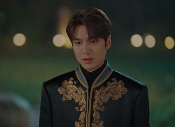 《The King:永遠的君主》解開伏筆3:李袞早就知道尚宮是民國人