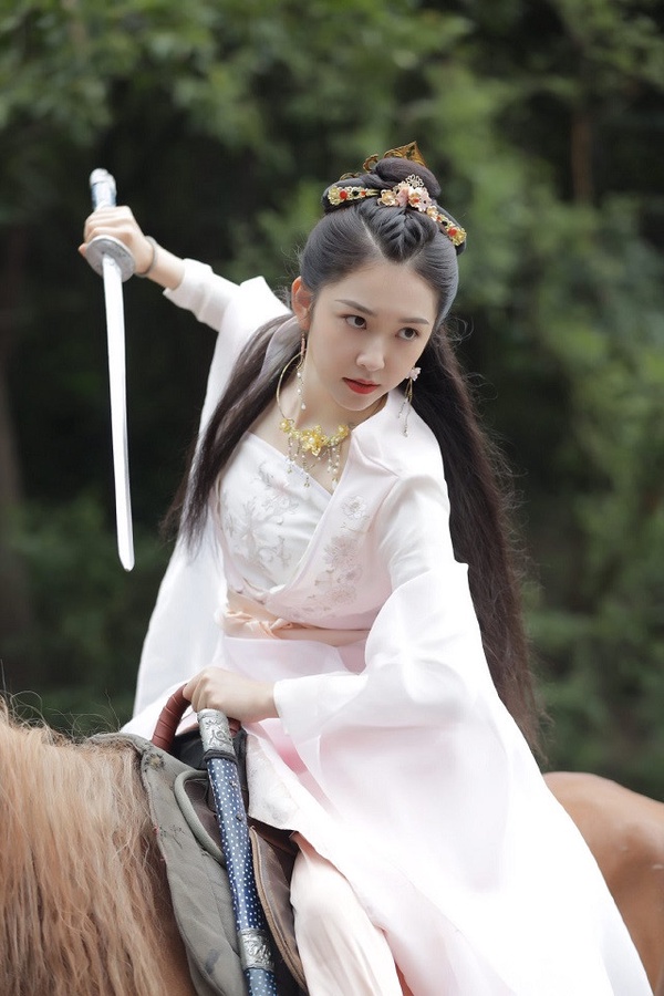 2020上半年古裝劇「美度不輸女主」的超搶鏡女配8：陳昊藍《少主且慢行》