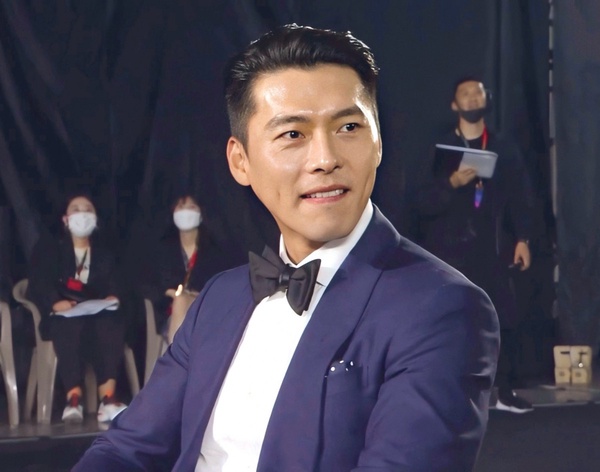 玄彬2020百想美圖集合1:出席典禮一身正裝,是穩重男人利正赫