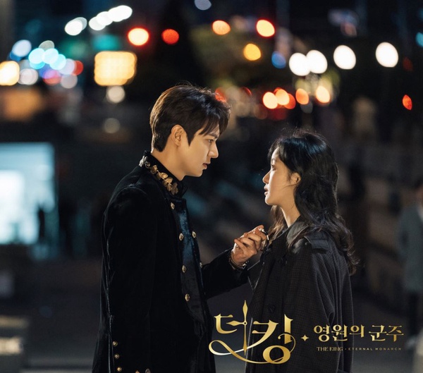《The King：永遠的君主》結局前未解伏筆1：李袞&amp;太乙「最初相遇」到底是什麼時候？