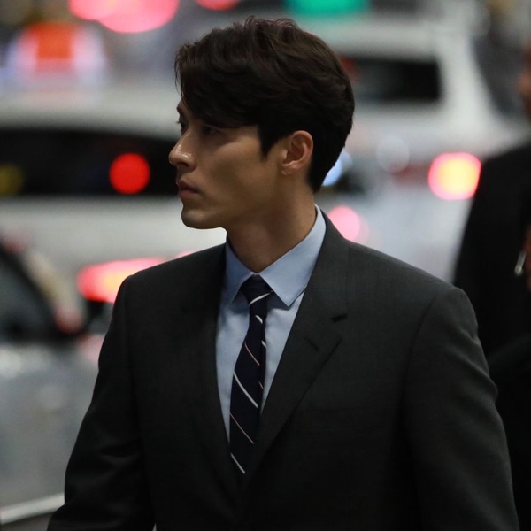 玄彬的側顏殺3:本人也更滿意自己的側臉