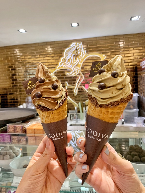 GODIVA推「烏龍茶霜淇淋」、「烏龍茶黑巧克力凍飲」!