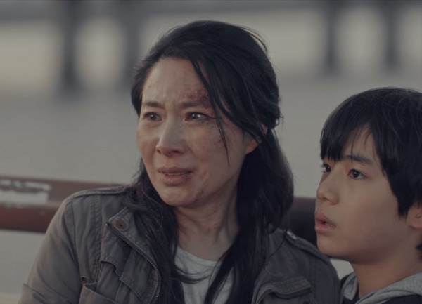 《The King:永遠的君主》結局評價4:薪栽跟媽媽擁抱,感動好評!