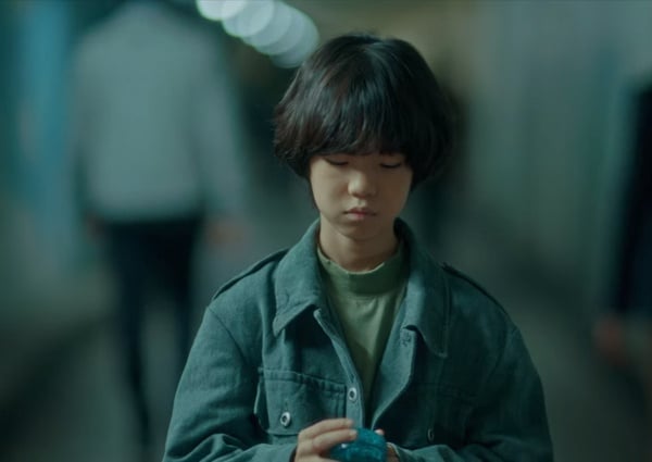 《The King:永遠的君主》結局前後呼應2:溜溜球男孩&民國霸凌男