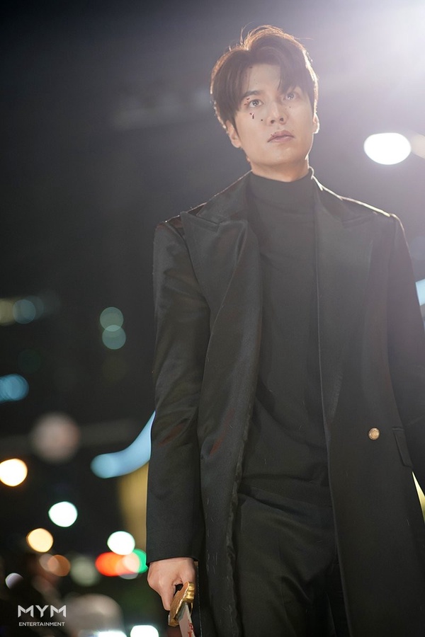 《The King：永遠的君主》彩蛋細節解析2：紅氣球是袞皇的信念