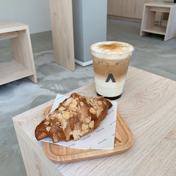 CAFE ACME 必吃推薦! 杏仁可頌