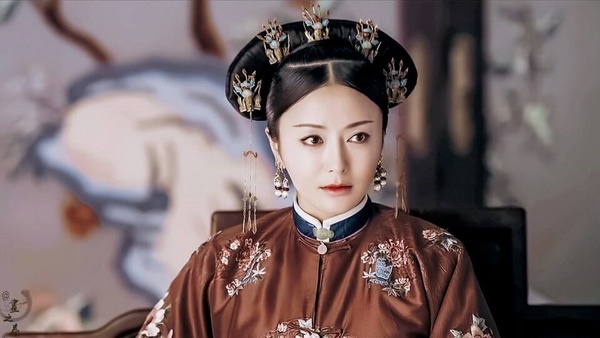 秦嵐新劇變「天下第一花魁」！秦嵐9個古裝角色，除了《還珠格格》竟然還演過武則天