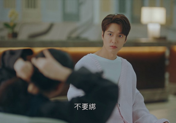 《The King:永遠的君主》李敏鎬韓劇定律2:他的女人不准綁頭髮