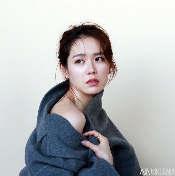 孫藝珍難得一見的性感瞬間！孫藝珍寫真露美腿&渾圓美胸，情慾電影將清純性感演到極致
