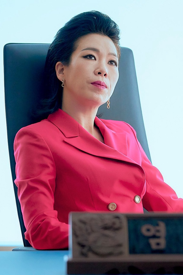 《雙甲路邊攤》演員陣容介紹6:廉惠蘭 飾演 閻羅大王