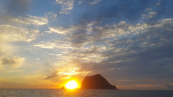 基隆嶼 7/1 正式開放登島，每天限額1200人，360度無敵海景等你來欣賞！