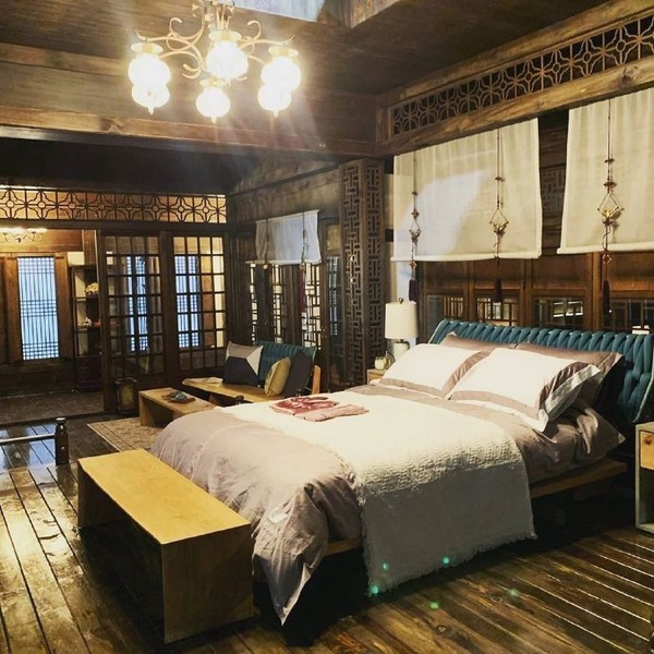 《永遠的君主》李敏鎬豪華皇宮竟是佈景！劇組花300億搭建，李敏鎬皇帝寢宮藏可愛細節