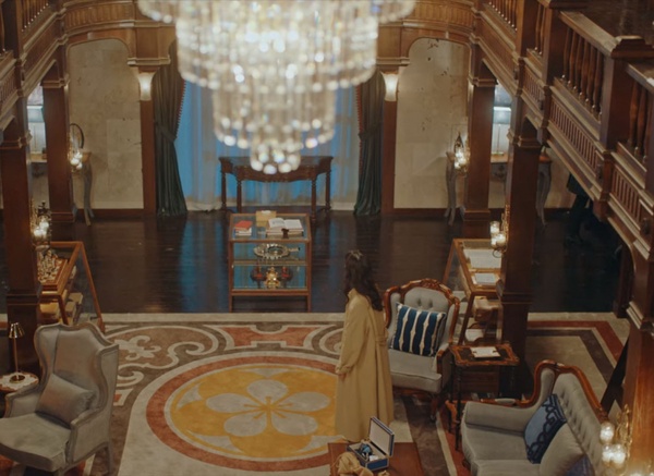 《The King:永遠的君主》道具細節解析5:帝國藏超多皇室標誌