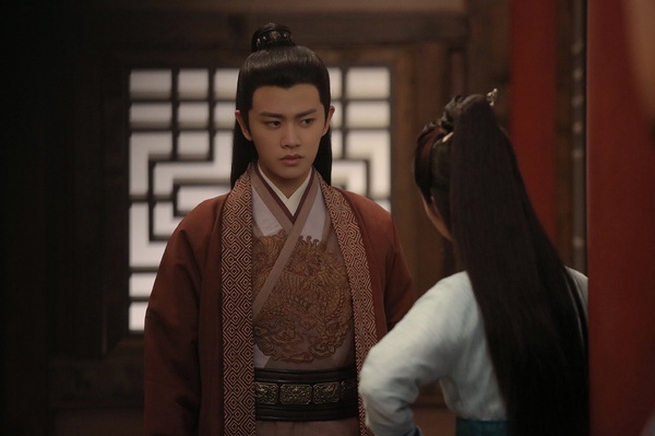 微博票選「最受歡迎陸劇演員」TOP 10！楊紫210萬票排第二，趙麗穎、王一博都不是第一