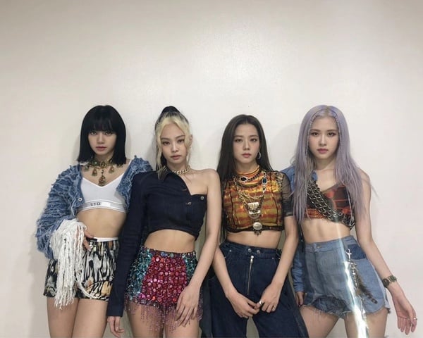 BLACKPINK回歸爭議不斷！被控買榜、抄襲、不敬象神，就連穿韓服也被罵！