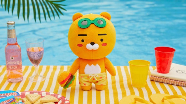 KAKAO FRIENDS夏日海灘酒吧開張!快跟萊恩一起到海灘玩耍,還有桃子化身螃蟹超可愛~