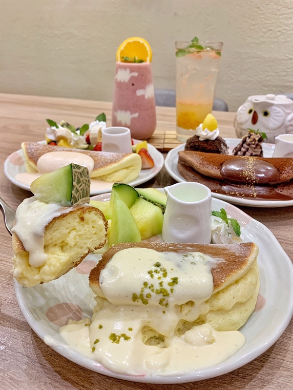 頂級哈密瓜鬆餅必吃！屋莎鬆餅屋推「阿露斯哈密瓜雲の鬆餅」，超哈味鬆餅每日限量！