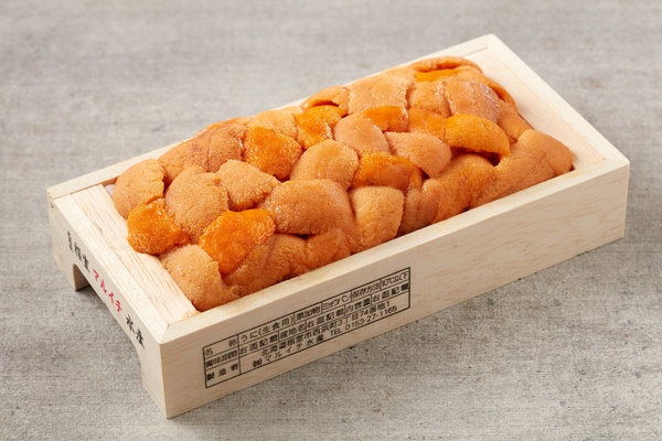 一整盒爆量海膽讓你吃到爽！開丼推「北海道三倍爆膽王丼」，頂級海膽+牛排一次吃！￼
