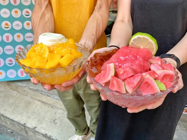 珍煮丹X小時候冰菓室推紅心芭樂冰、芒果冰