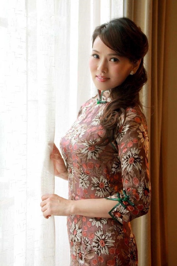 《乘風破浪的姐姐》10位旗袍女神！寧靜又美又霸，郁可唯穿短旗袍秀大長腿，美到上熱搜