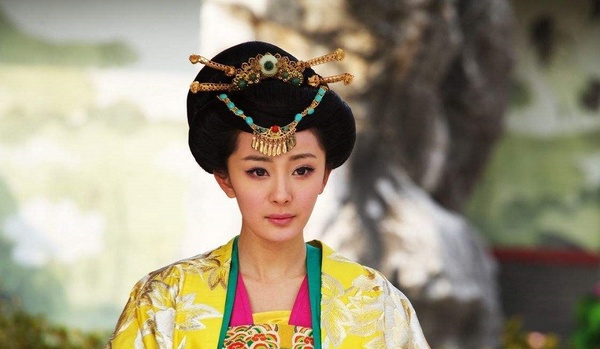 古裝劇「唐宮美人」9:楊冪 飾演《唐宮美人天下》青鸞