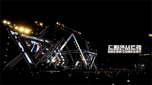 《Dream Concert》表演名單公布！EXO-SC、Red Velvet、Mamamoo、ITZYTZY確定參加！