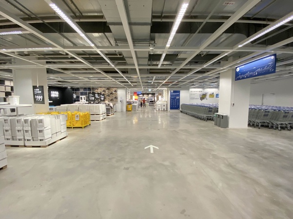 全台最大IKEA！「IKEA 桃園青埔店」近高鐵＋超Q鯊魚打卡點，9千多坪讓你逛到腳軟