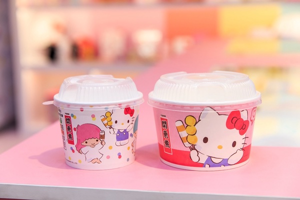 7-11「三麗鷗聯名店」在西門！50項獨家周邊+2.3m超大Kitty，全球首間聯名門市這天開幕