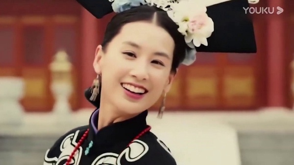 《乘風破浪的姐姐》後宮寵妃角色4:黃聖依 飾演《宮鎖沉香》敏妃