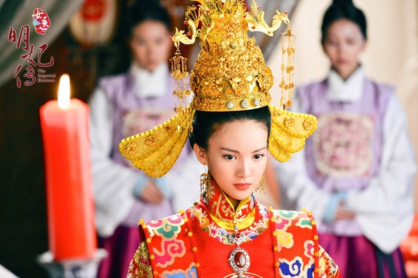 《乘風破浪的姐姐》後宮寵妃角色6:金晨 飾演《女醫·明妃傳》汪美麟