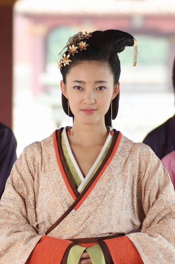 《乘風破浪的姐姐》後宮寵妃角色10:王麗坤 飾演《美人心計》聶慎兒