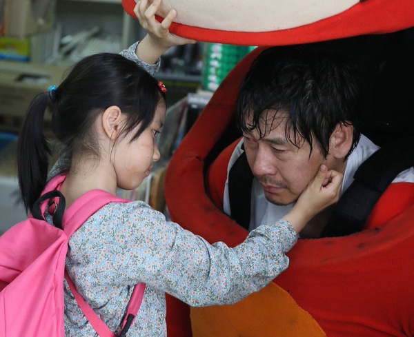 《屍速列車2:感染半島》李蕊作品回顧:7歲出演電影《素媛》,感動無數觀眾