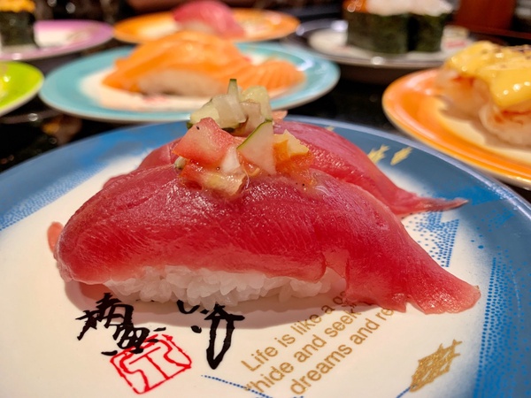 壽司控必吃！日本超人氣迴轉壽司「金澤まいもん壽司」首店登台， 7/24正式開幕！