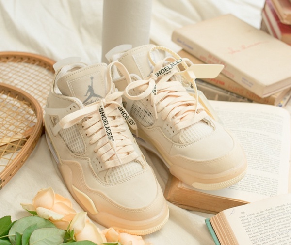 超美奶油色Off-White球鞋!「Off-White™ x Air Jordan 4 」聯名鞋款限量開賣!